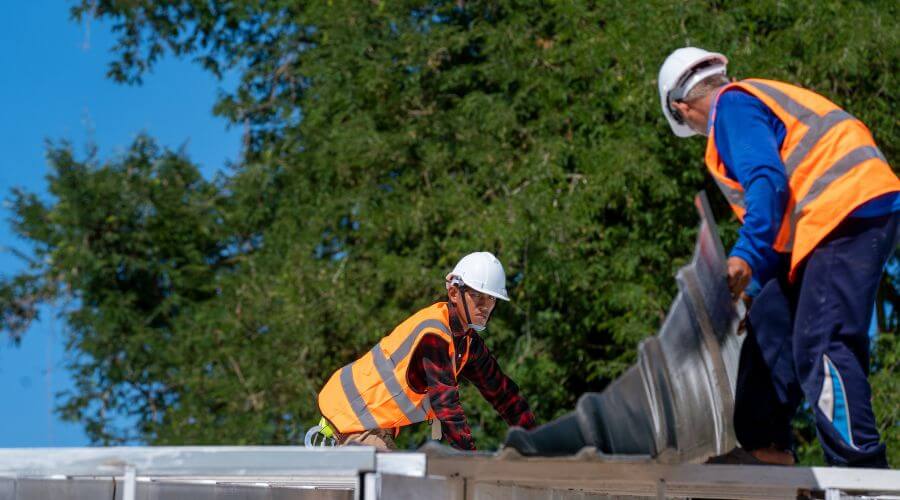 Expert Emergency Roof Repairs services in Peru, NE
